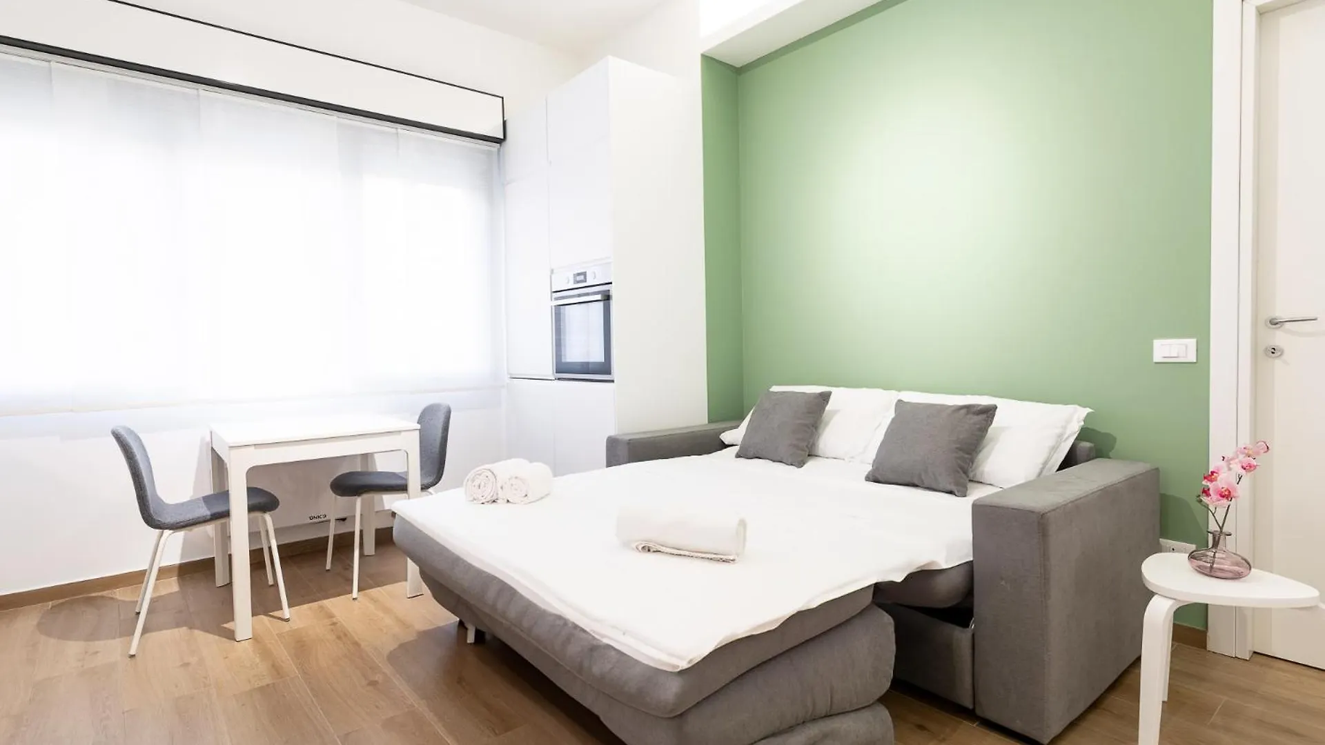 Soffredini Apartment - 150Mt M1 16 Min Duomo Milan 0*,